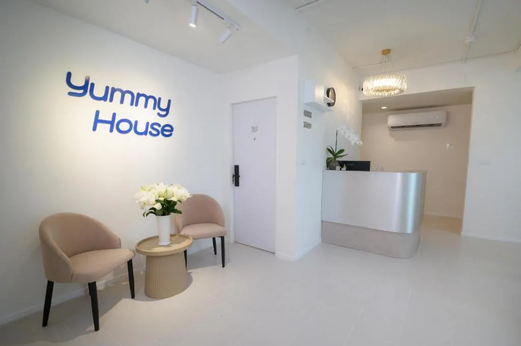 Yummy House