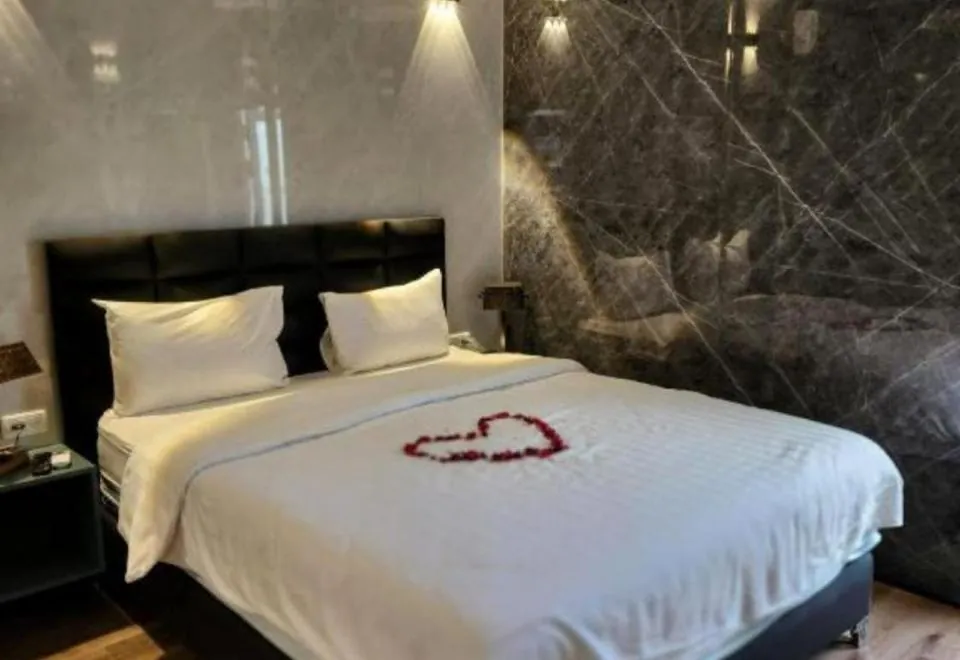 Bugrashov Beach 88 Hotel And Spa