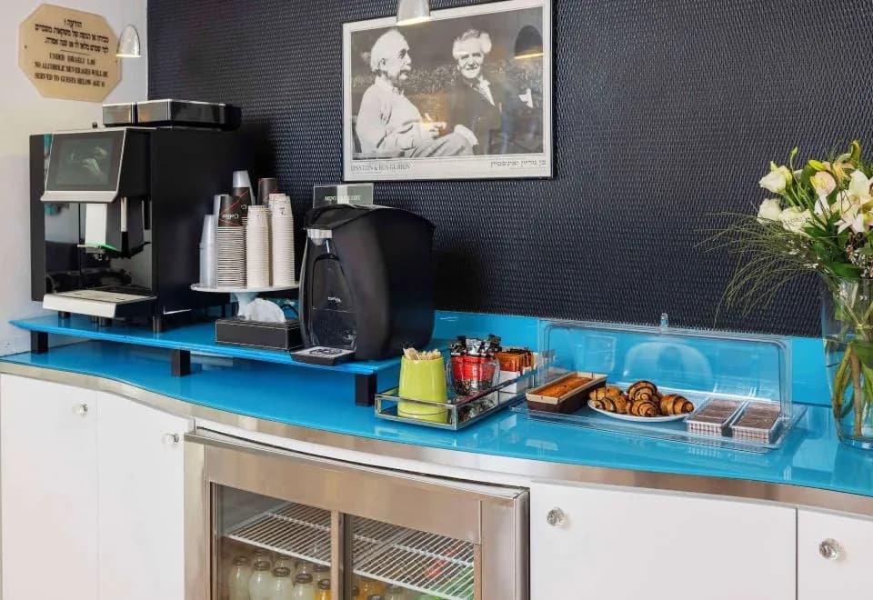 Best Western Regency Suites