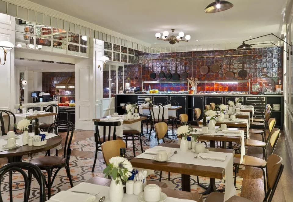 H10 Villa de la Reina Boutique Hotel Madrid
