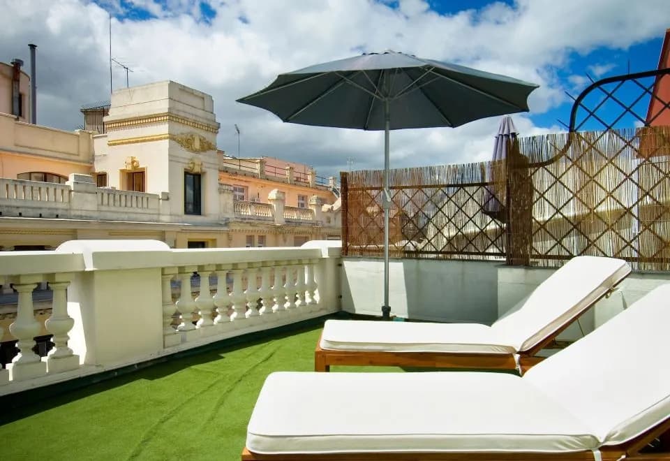 Hotel Moderno Puerta del Sol