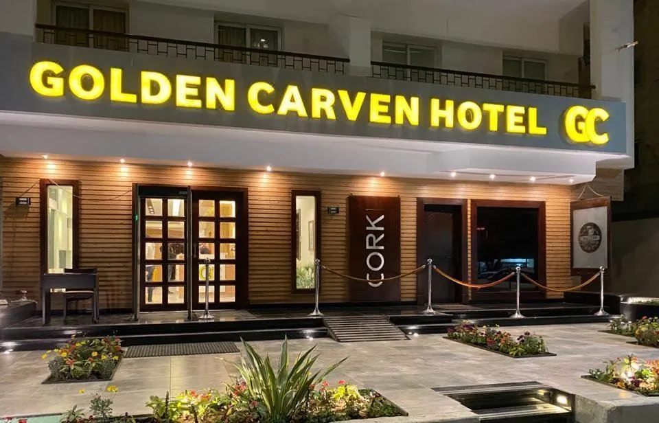 Golden Carven Hotel