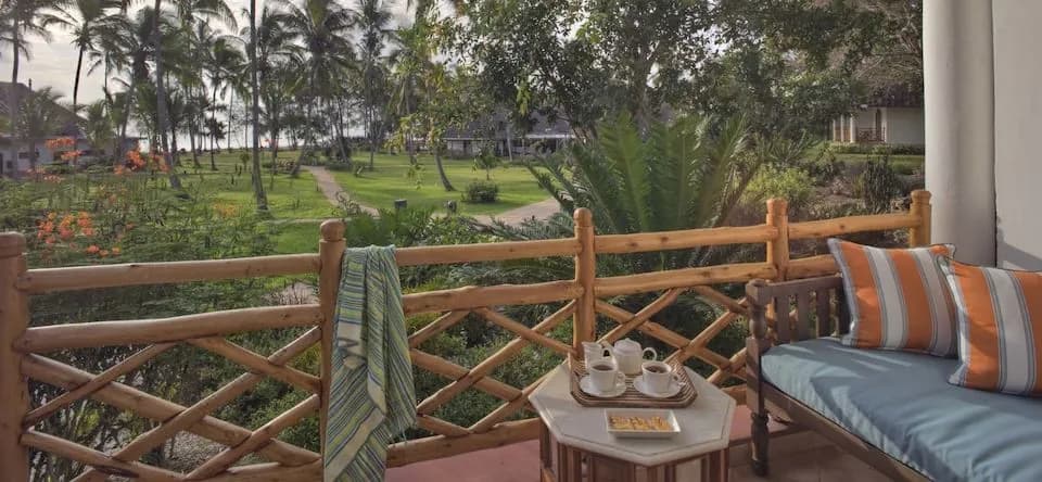 Bluebay Beach Resort & Spa