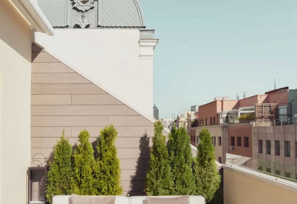 The Pavilions Madrid Hotel