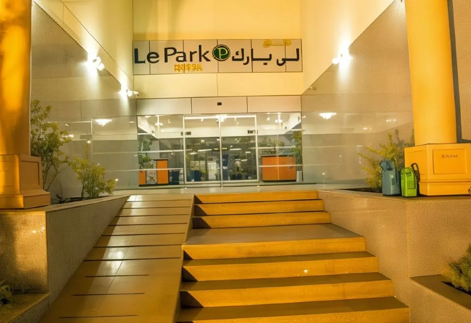 Le Park Hotel