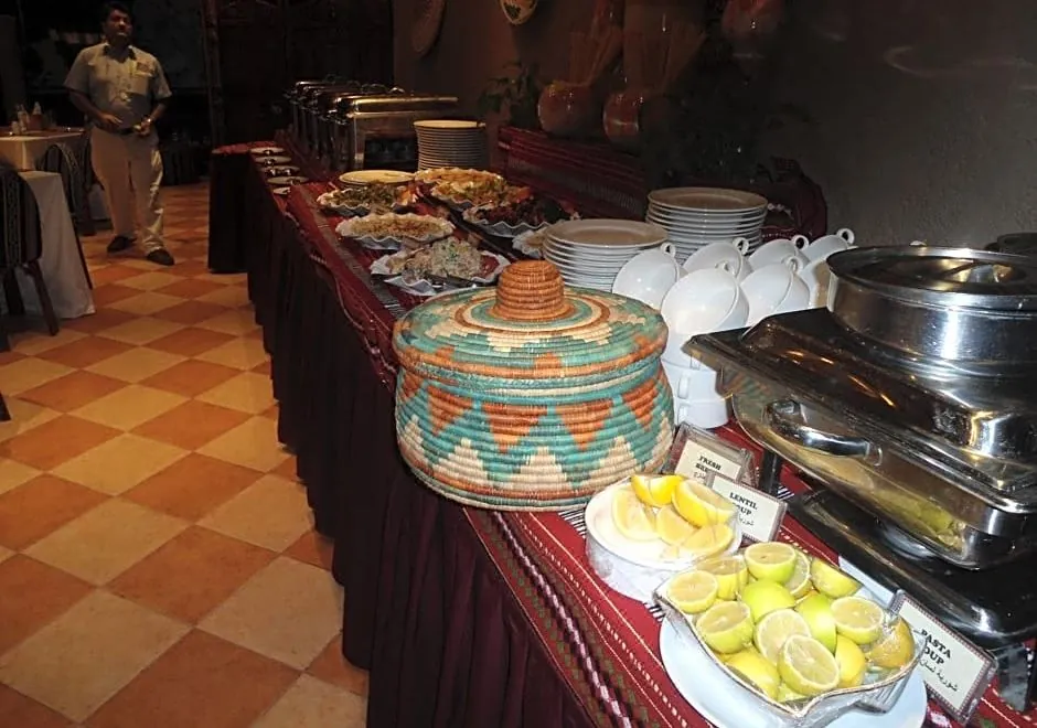 Al Liwan Suites