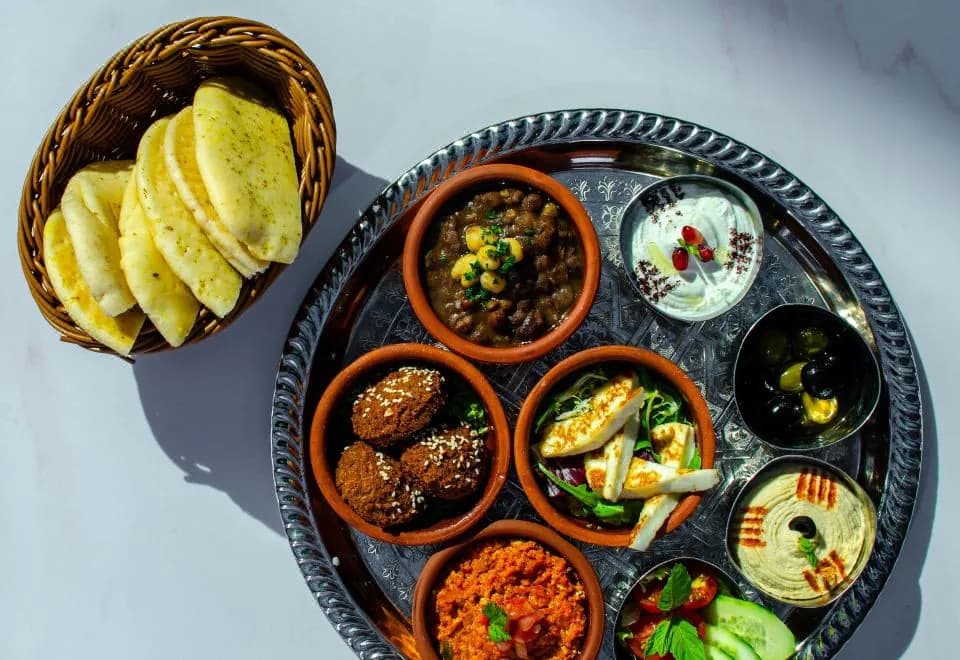 Al Aziziyah Boutique Hotel