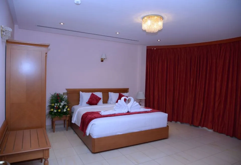 Al Madina Suites Doha
