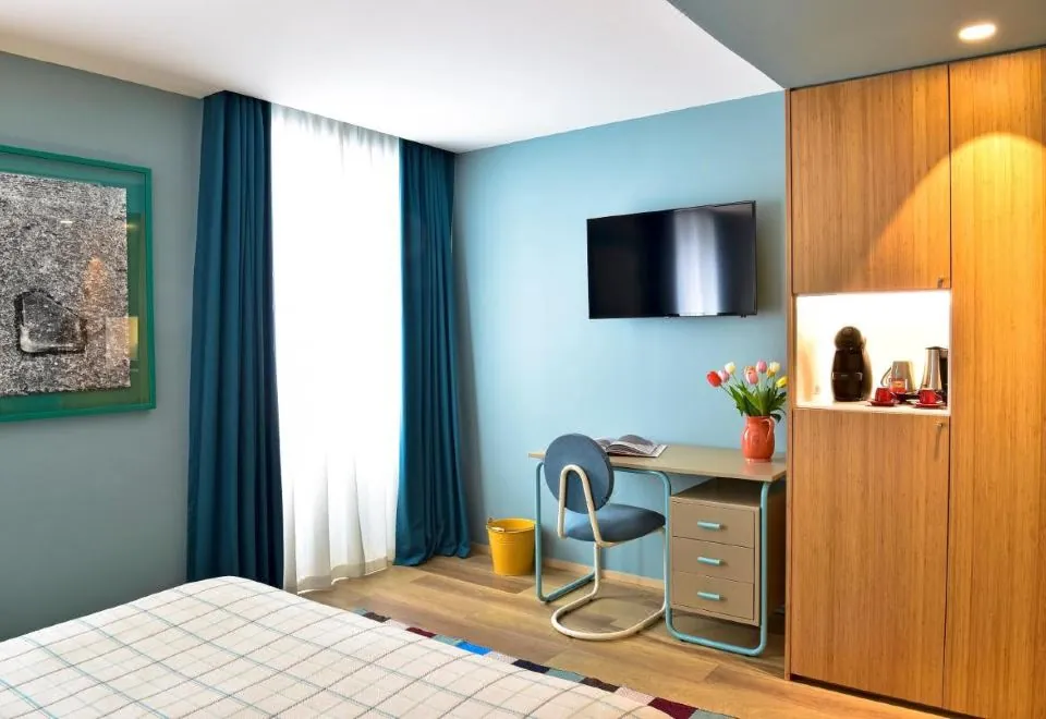 The Editory House Ribeira Porto Hotel