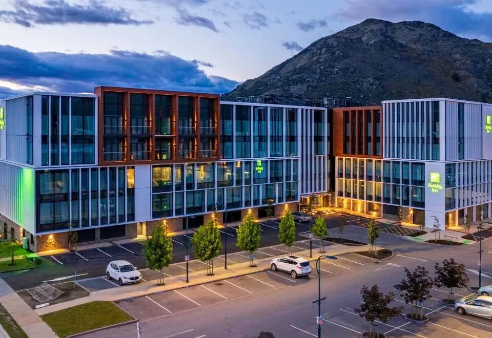 Holiday Inn Queenstown Remarkables park