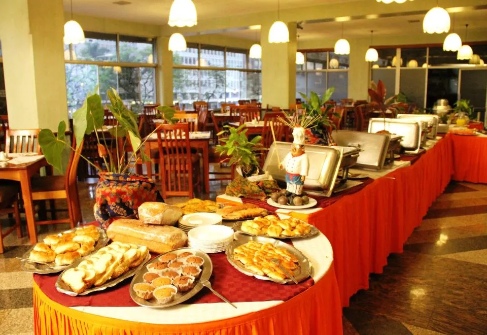 Mayhouse 680 Hotel