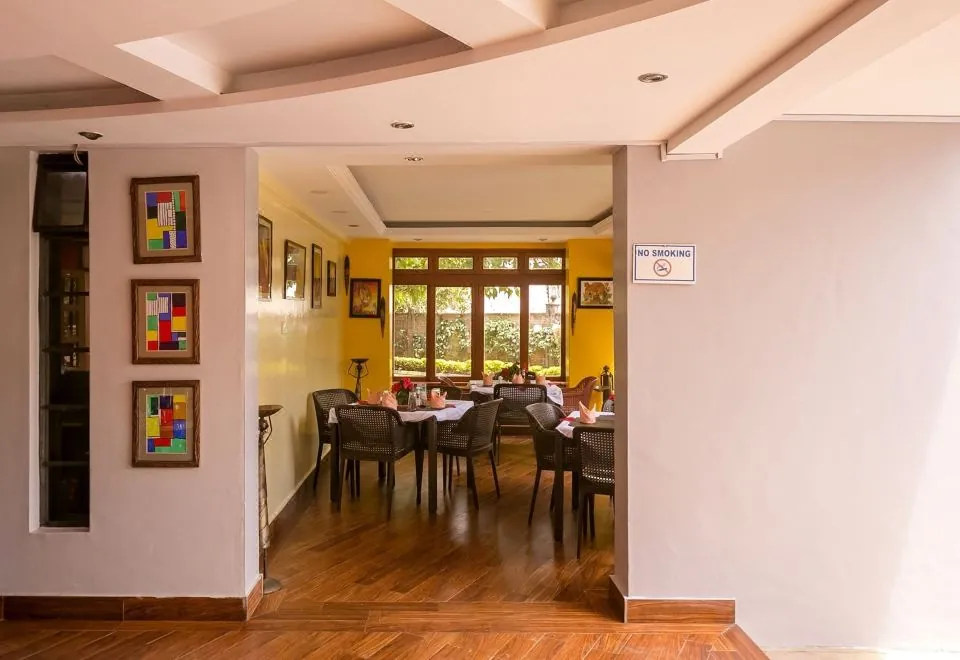 Meltonia Luxury Suites