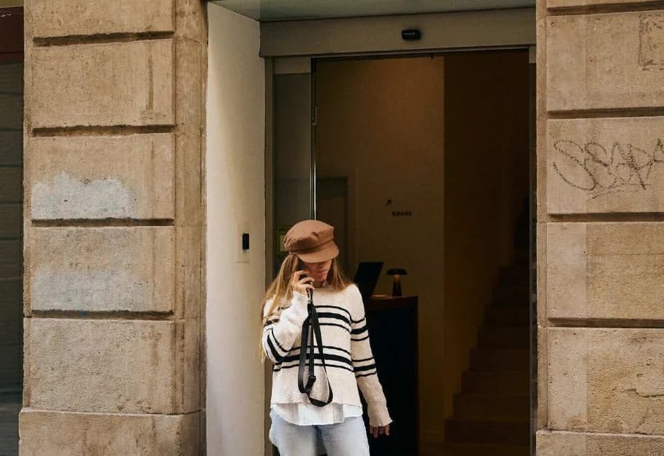 Hotel Curious
