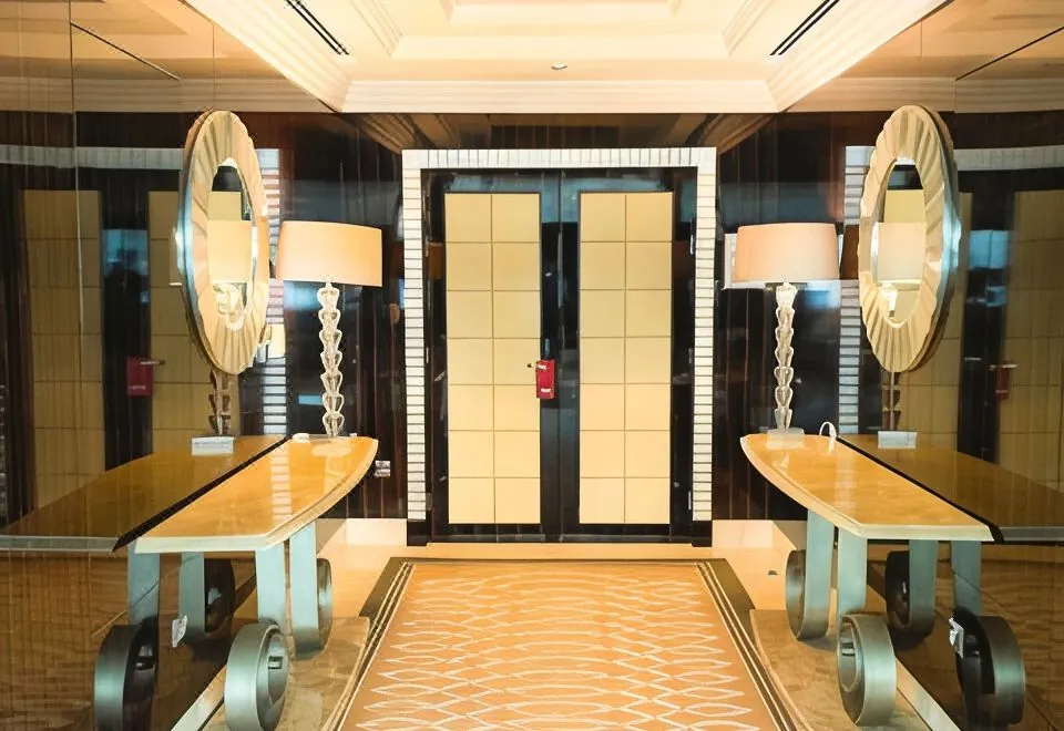 Mövenpick Grand Al Bustan Dubai