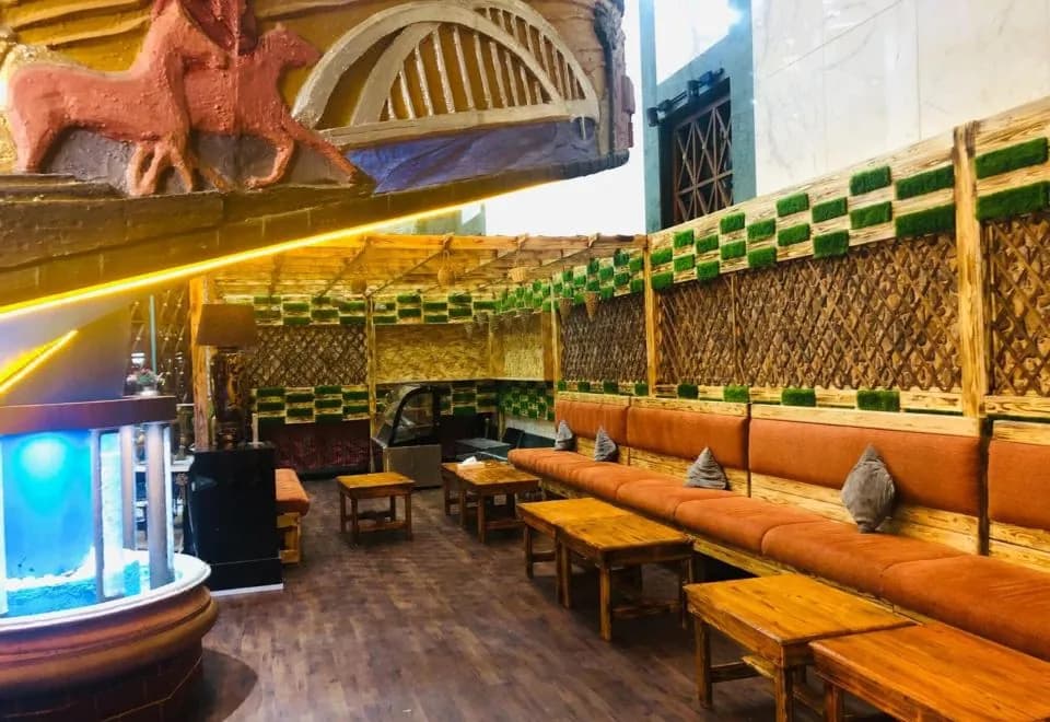 Grand Mayfair Hotel