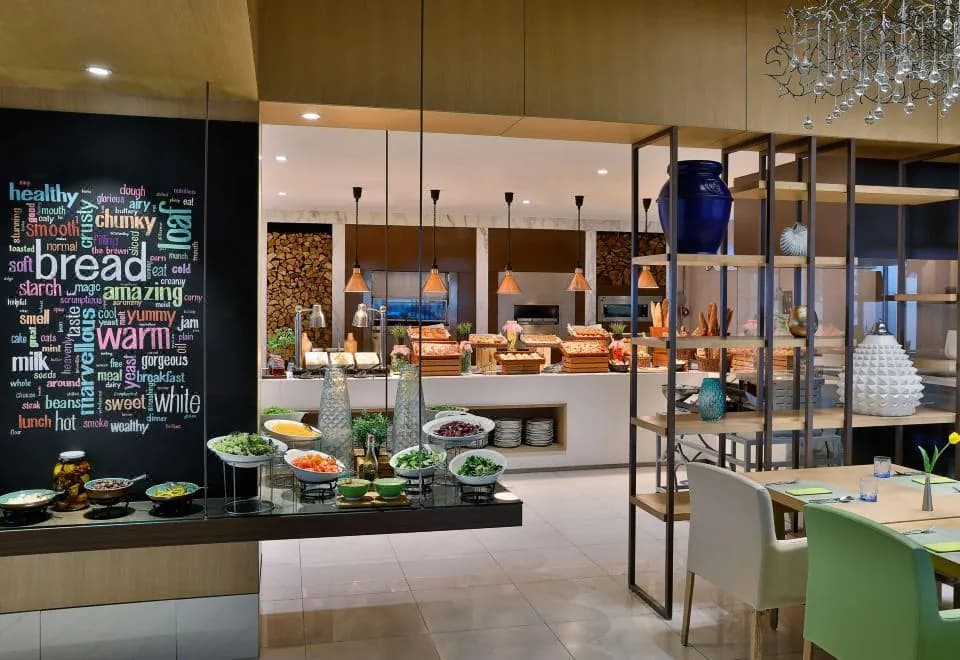 Habtoor Grand Resort, Autograph Collection