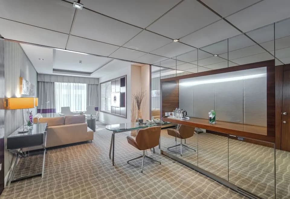 Majestic Premier Hotel - Formerly Four Points Sheraton Bur Dubai
