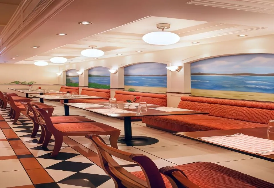 Landmark Hotel, Baniyas