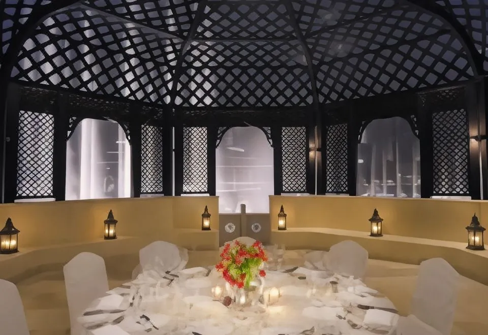 Palace Downtown