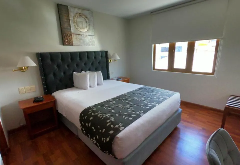 Casona Plaza