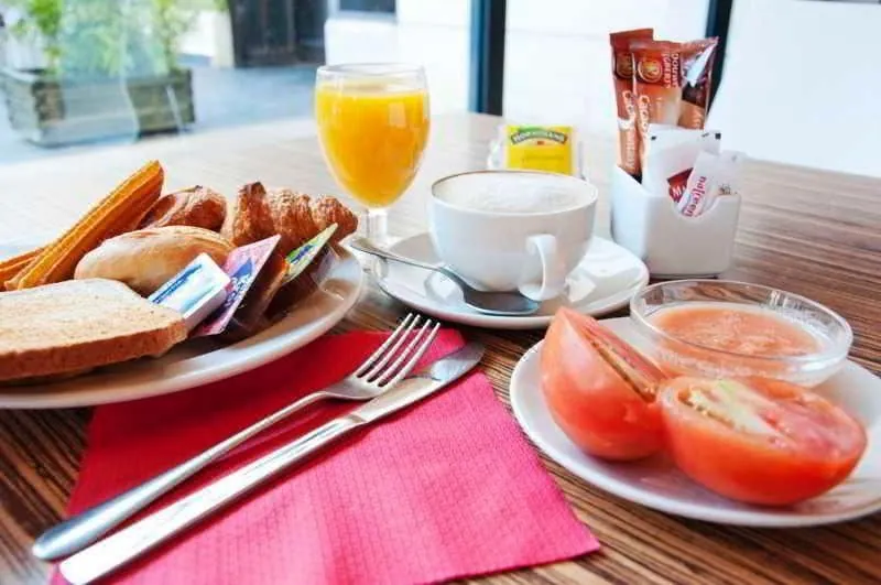 Travelodge Valencia Aeropuerto
