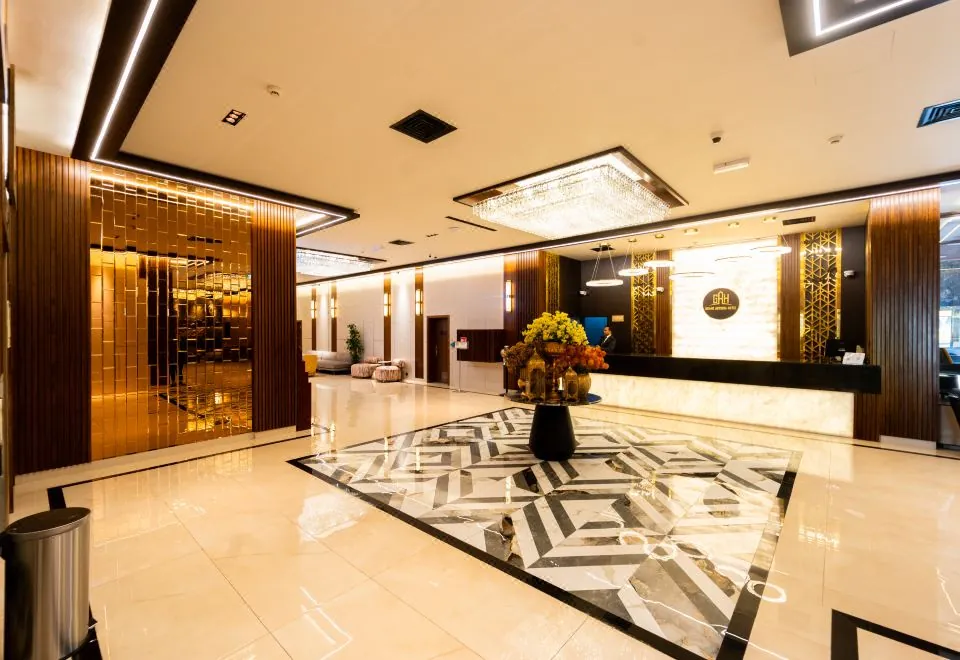 Grand Astoria Hotel