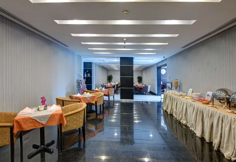 Beach Hotel Apartment