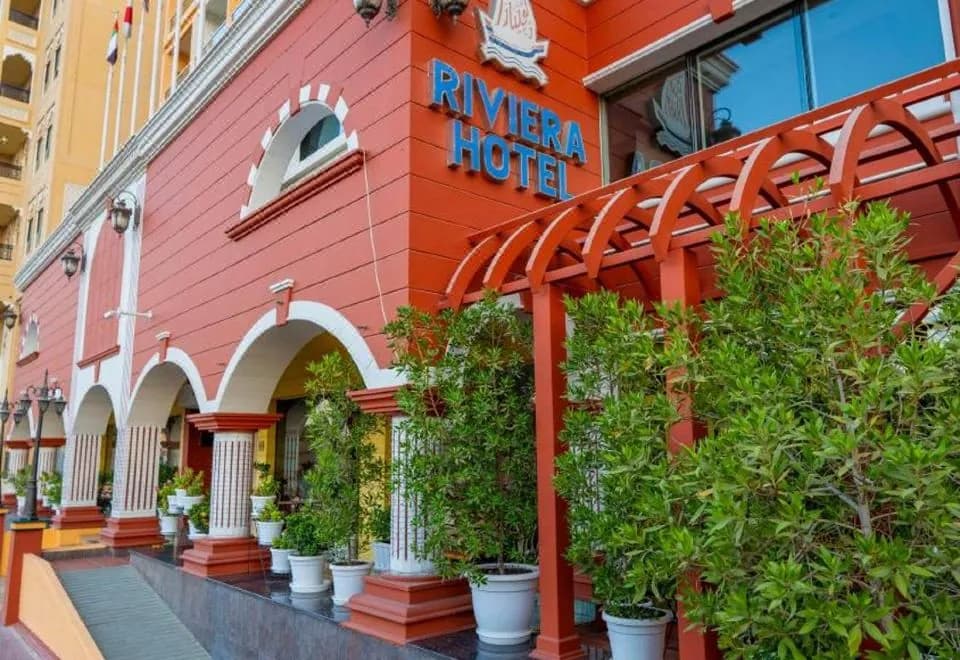 Riviera Hotel