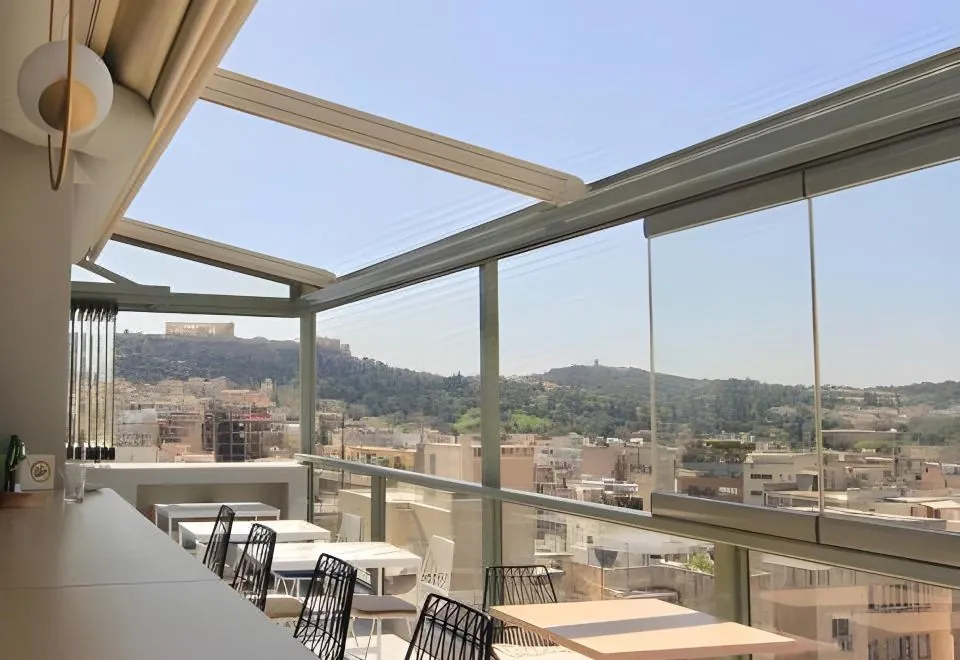 Evripides Hotel