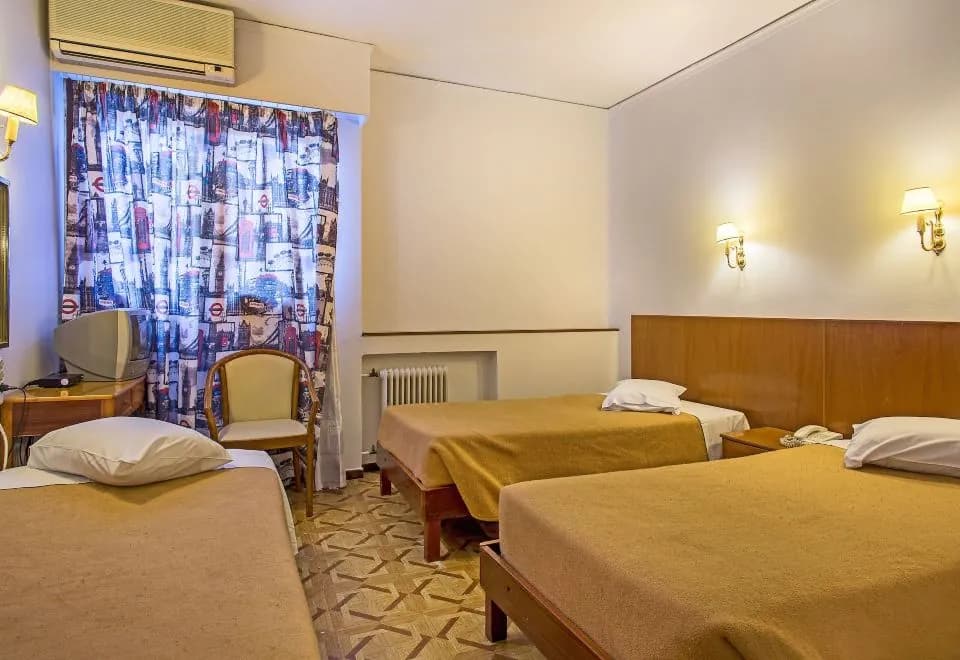 Nefeli Hotel