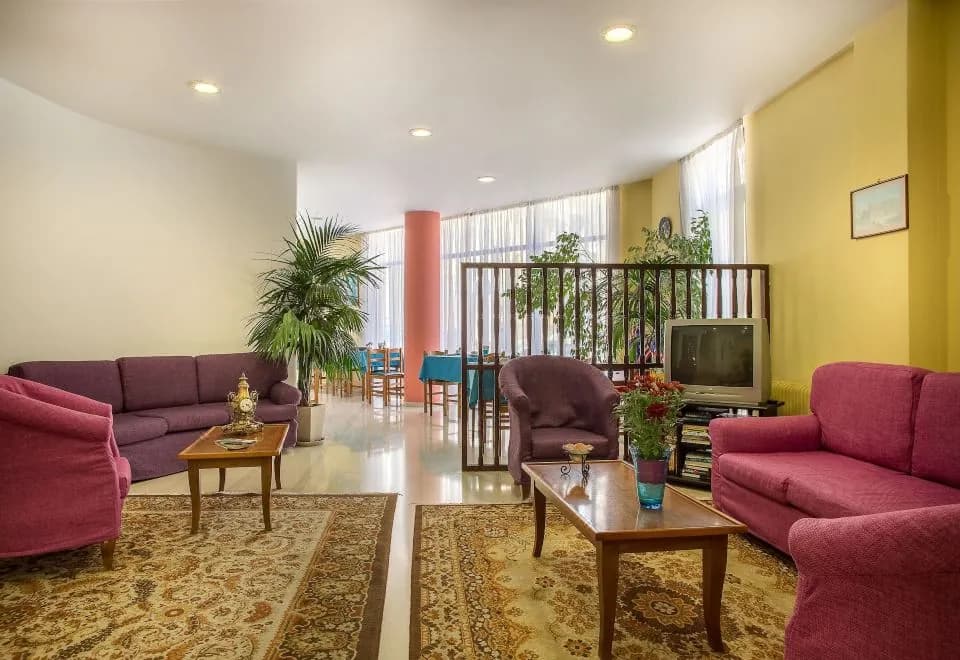 Nefeli Hotel