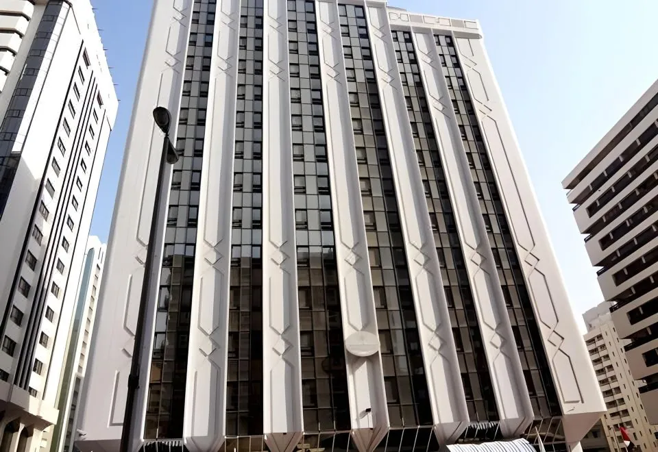 Emirates Plaza Hotel