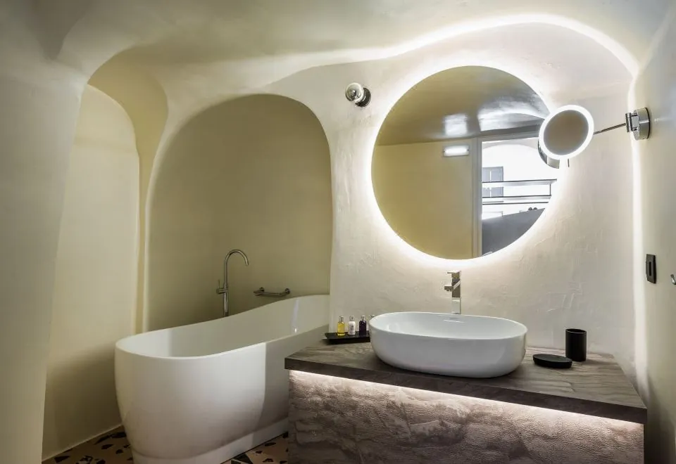 Sun Rocks Boutique Hotel