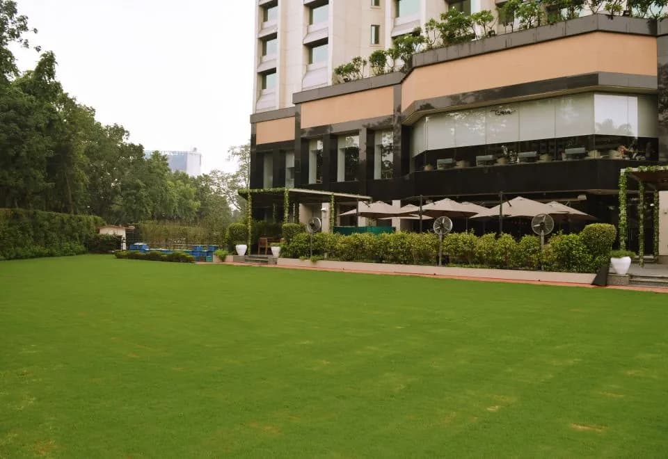 Shangri-La's-Eros Hotel New Delhi