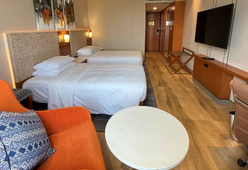 Piccadily Hotel New Delhi
