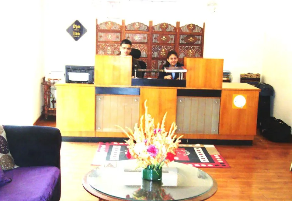 Hotel Emarald, New Delhi