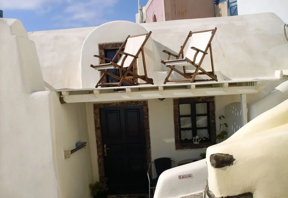 Fotinos Houses