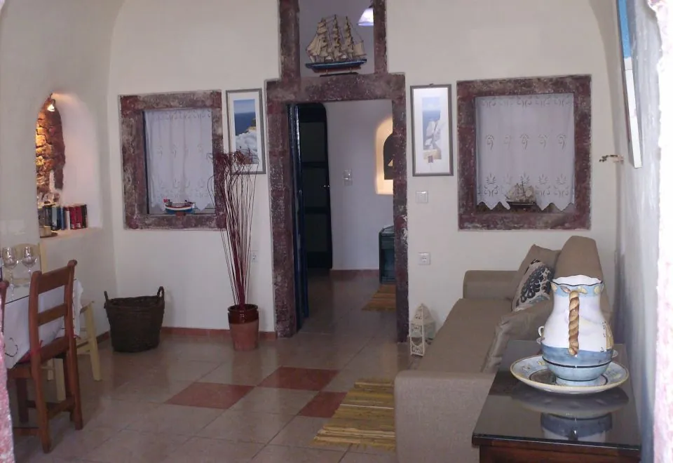 Fotinos Houses