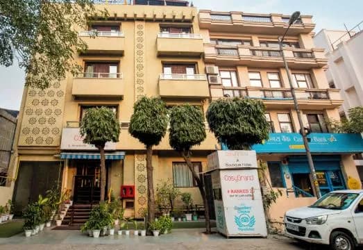 Cosy Grand, Near Chanakyapuri, Embassy Area