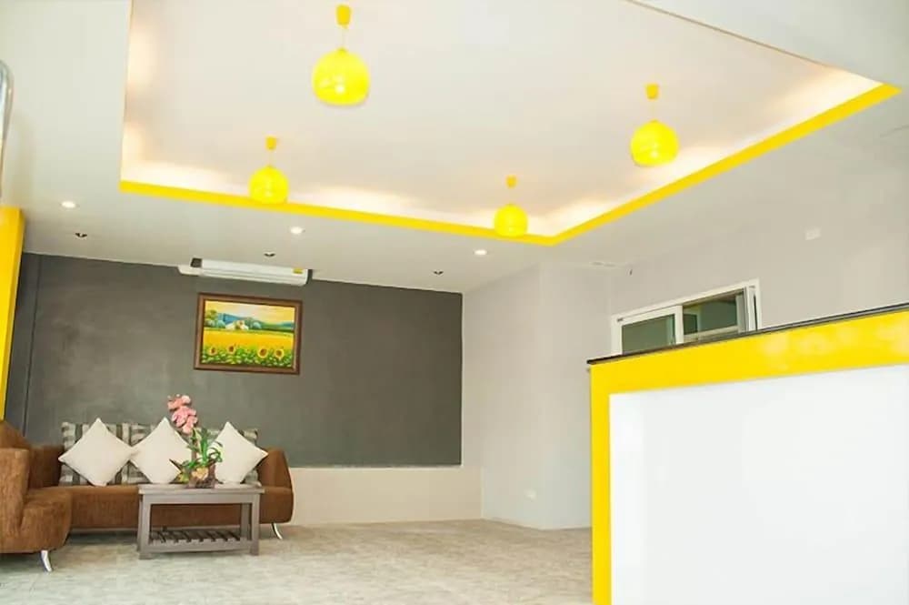 The Sunflower Holiday Hostel