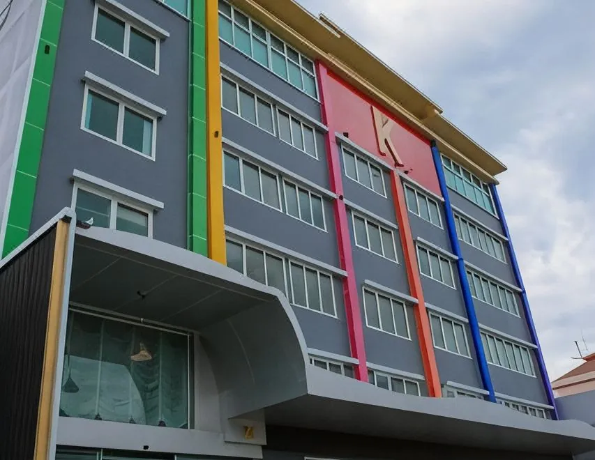 RoomQuest Suvarnabhumi Airport Romklao Soi 6