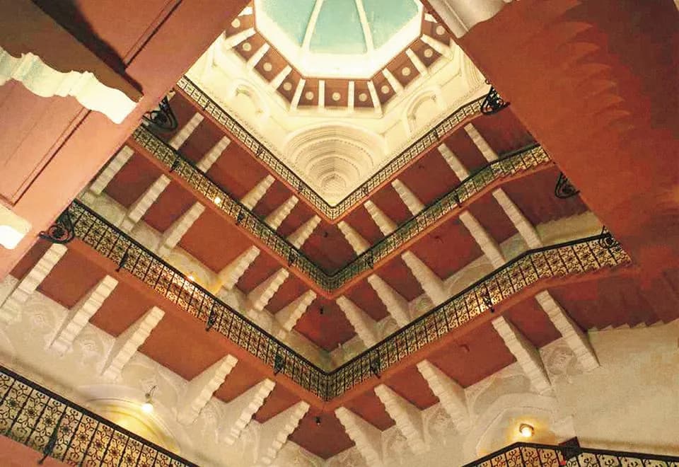 Taj Mahal Tower, Mumbai