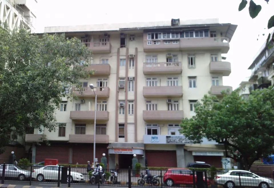 Chateau Windsor Hotel - Marine Drive
