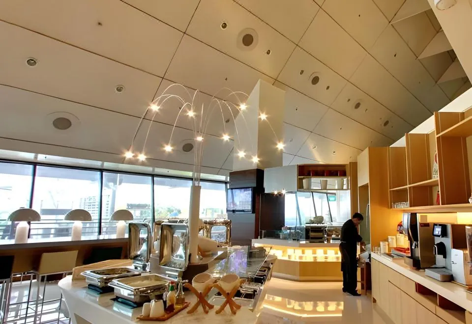 Ambassador Transit Hotel - Terminal 3