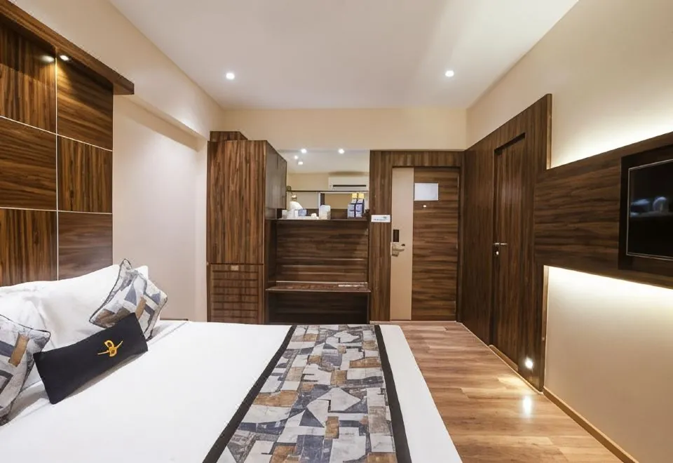 Hotel Bawa Regency