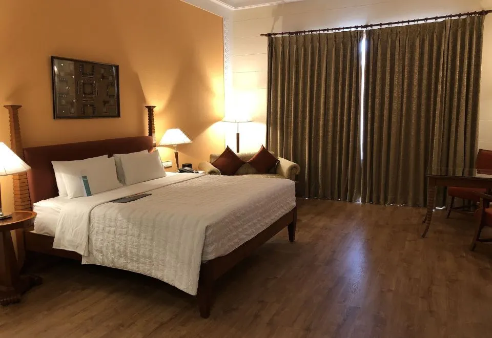 Le Meridien Jaipur Resort & Spa
