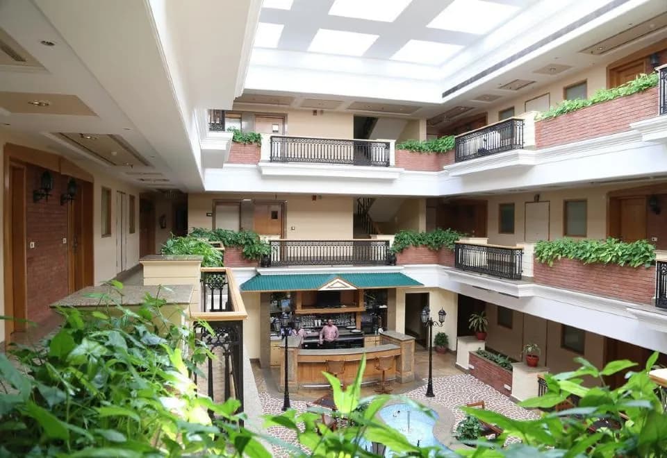 Savoy Suites Noida