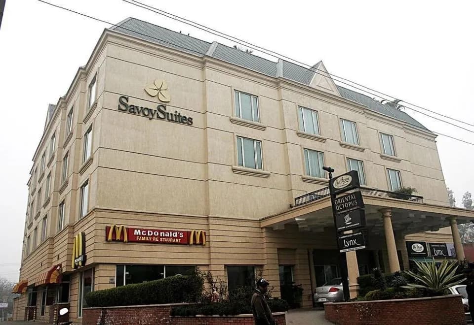 Savoy Suites Noida