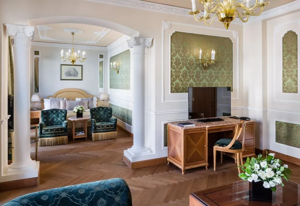 Baglioni Hotel Carlton – the Leading Hotels of the World