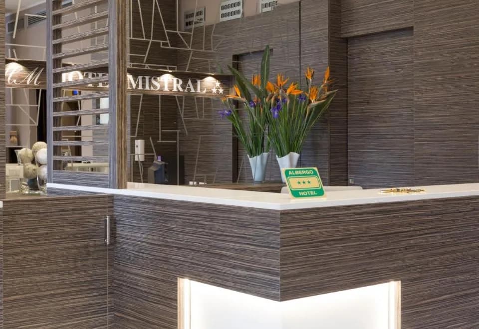 Hotel Mistral